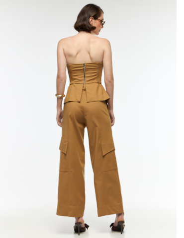 Conjunto com Top e Calça