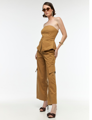 Conjunto com Top e Calça