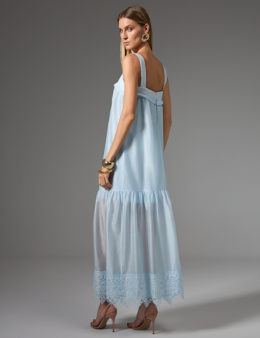Vestido Longo Amplo com Renda