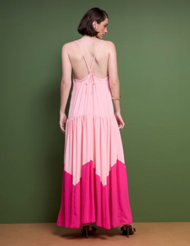Vestido Longo Bicolor com Recorte