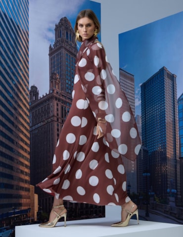 Vestido Midi com Estampa de Poás