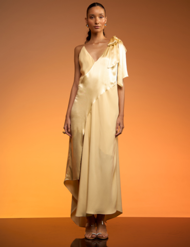 Vestido Midi em Cetim com Amarração